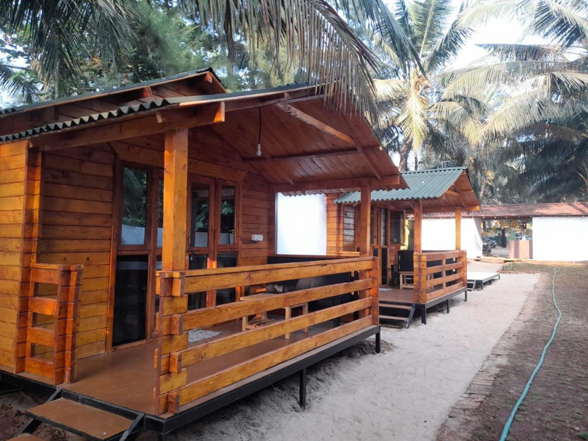 Aquila Boutique Resort Agonda 캔코나 외부 사진
