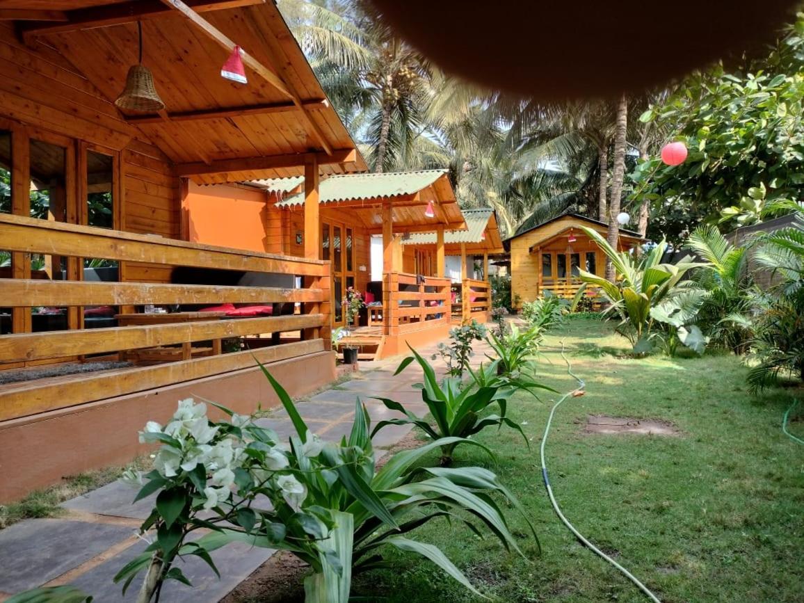 Aquila Boutique Resort Agonda 캔코나 외부 사진